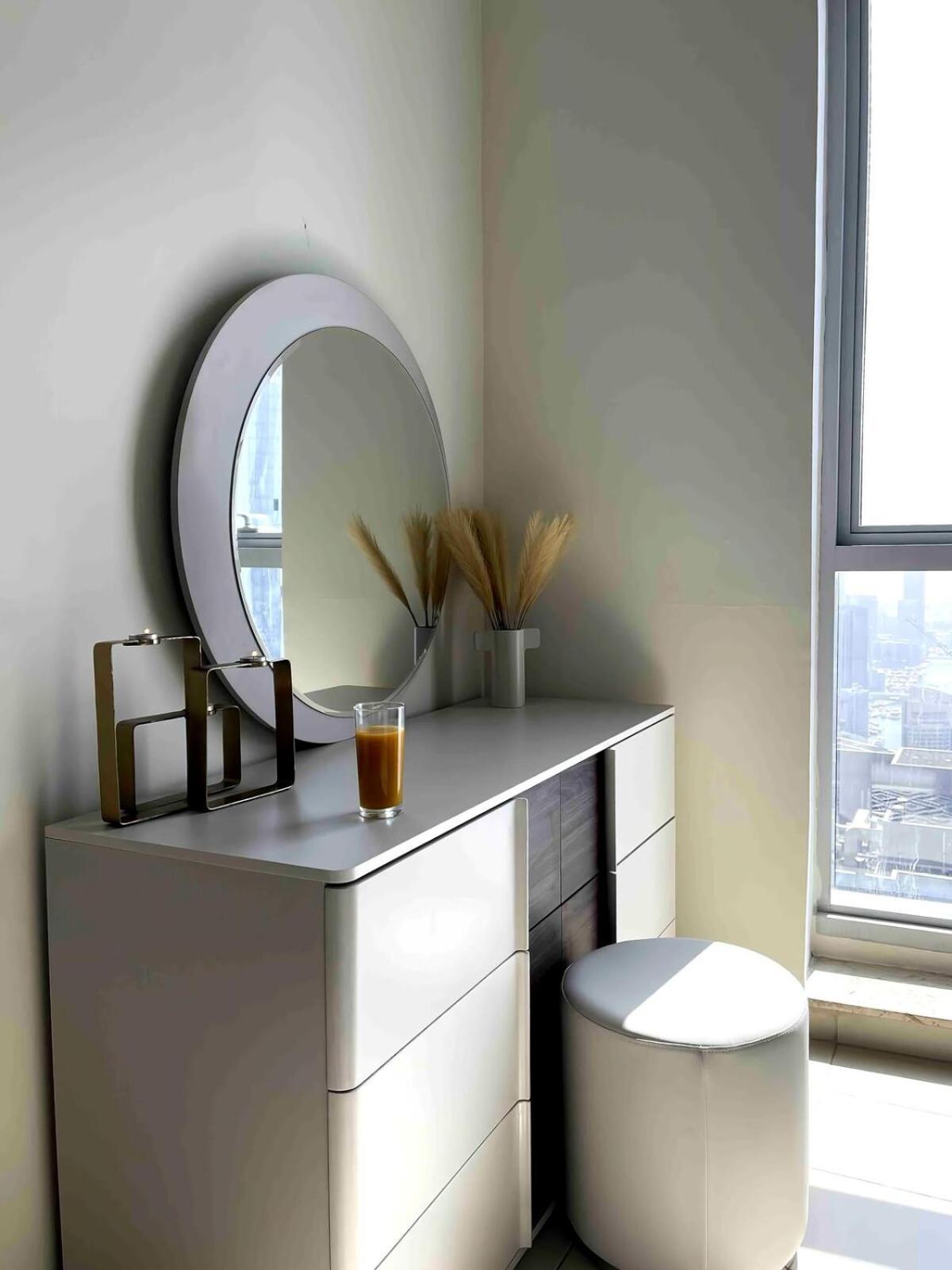 Modern Skyline 2-bedroom With Sea View Apartment *
