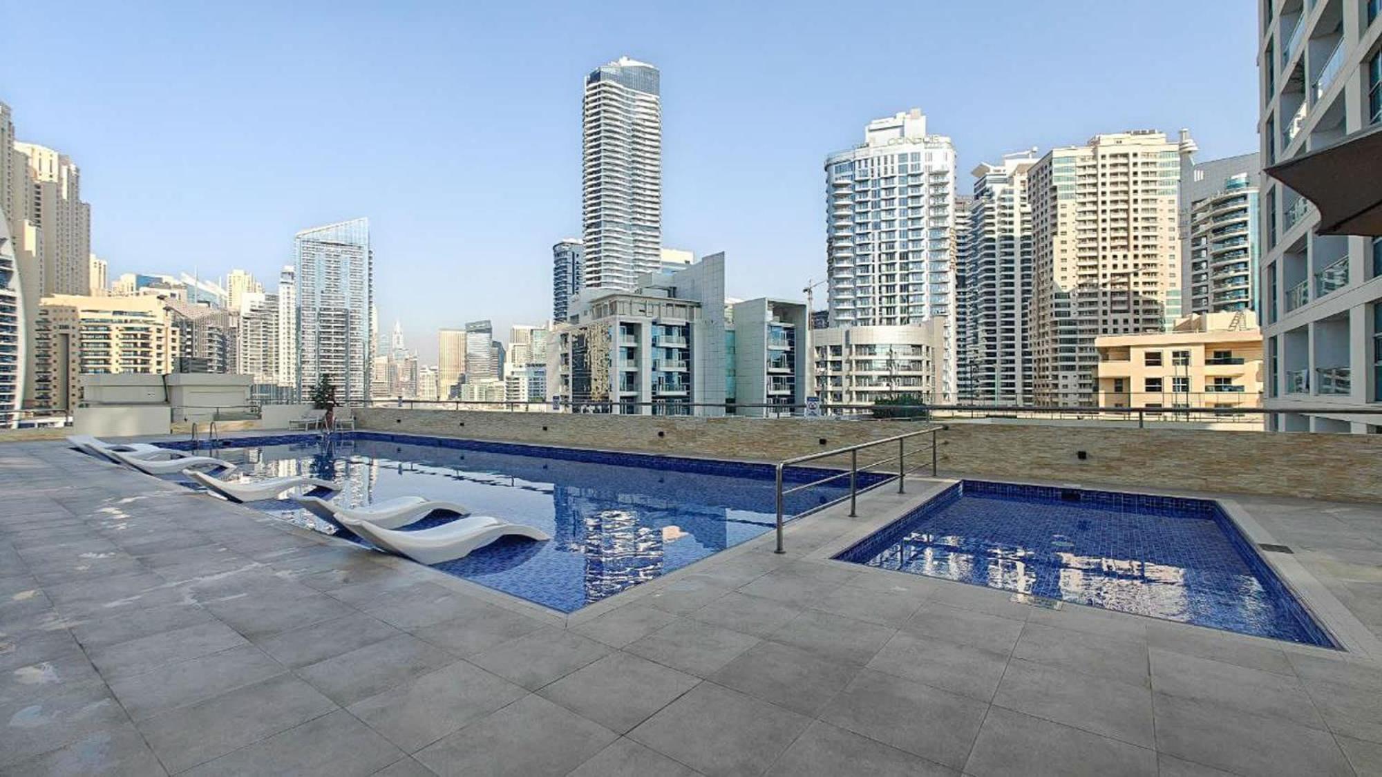 Center And Cozy 1 Bedroom In Dec Tower 1