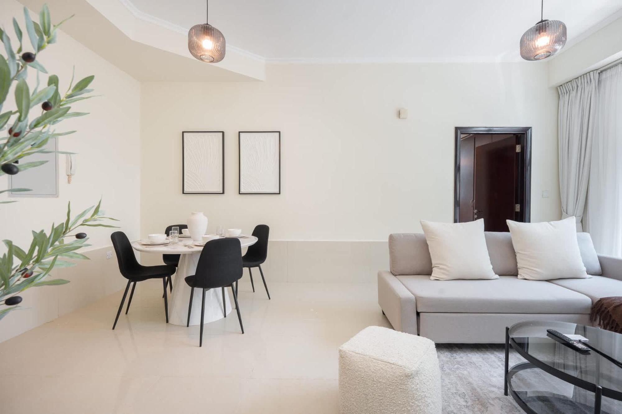 Center And Cozy 1 Bedroom In Dec Tower 1 Dubai
