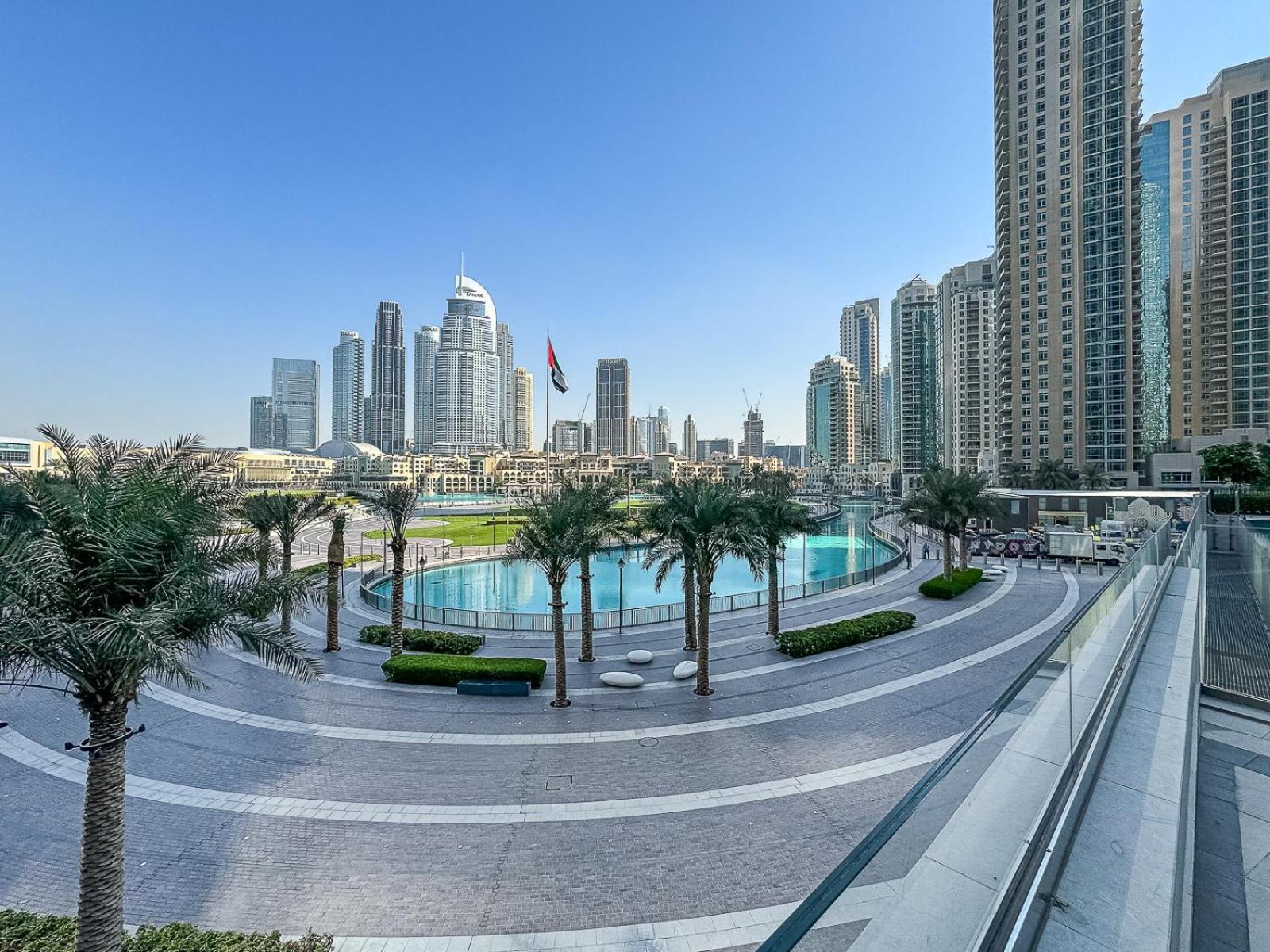 Luxury 3br With Burj Khalifa Views Apartment Dubai