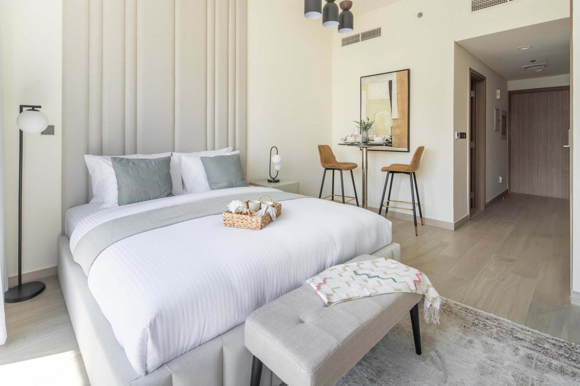 Frank Porter - Azizi Riviera 28 Apartment
