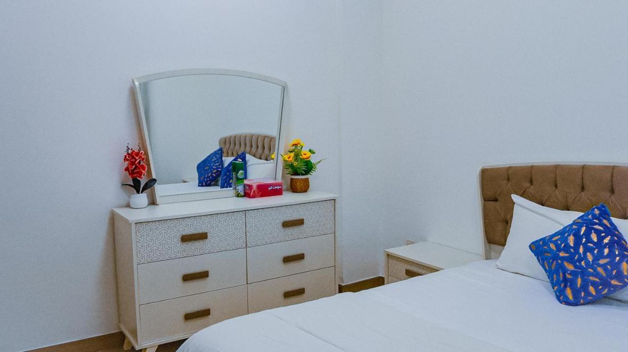 Cozy-3bhk-apartment