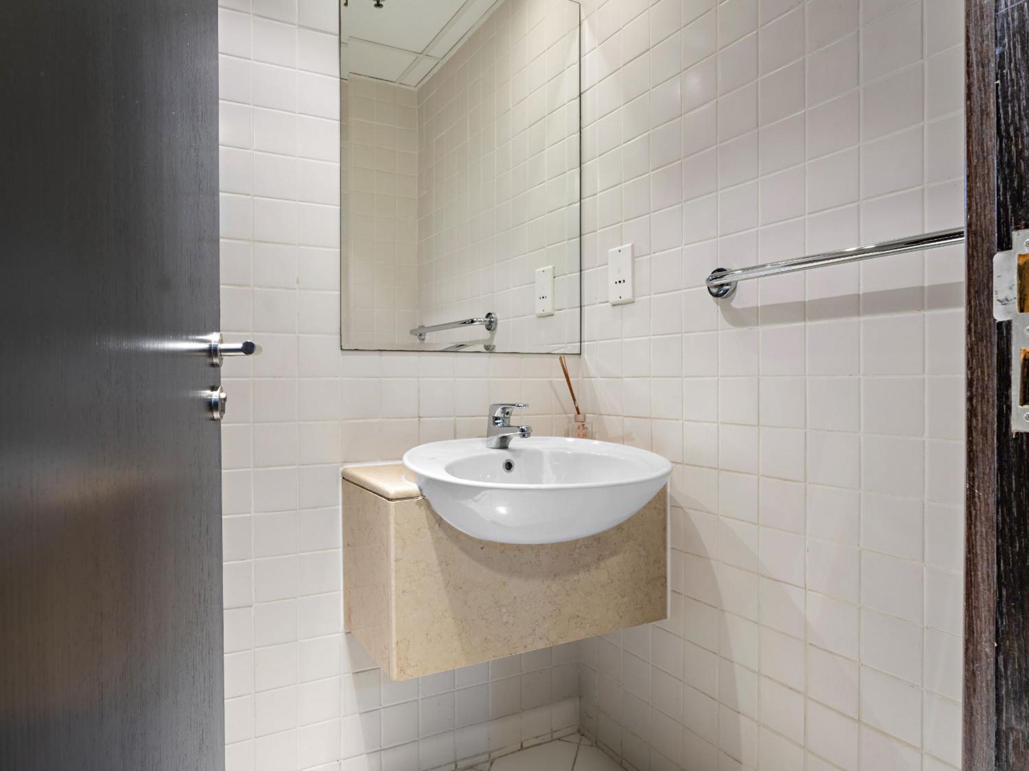 Apartment Stylish & Lively 1bdr In Marina Quay *
