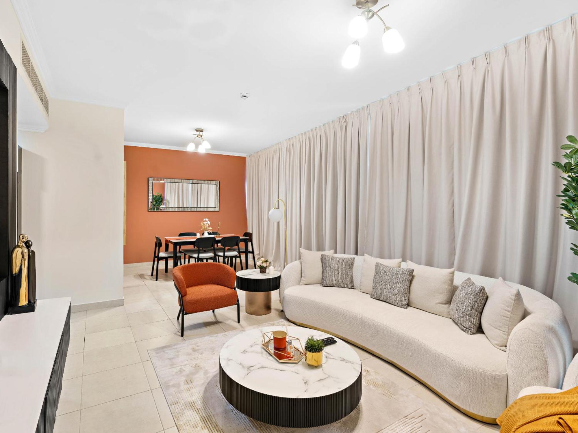 Apartment Stylish & Lively 1bdr In Marina Quay Dubai