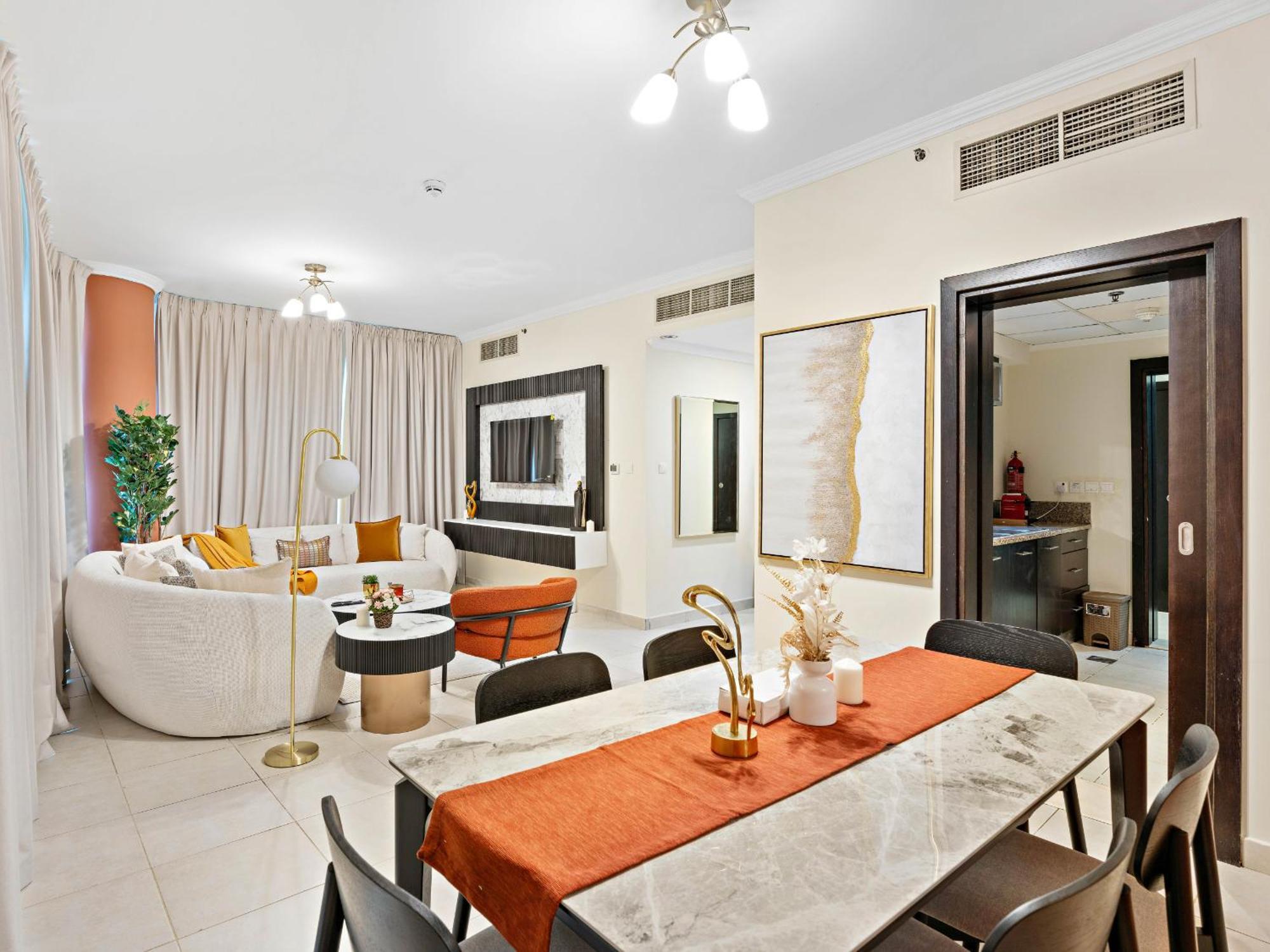 Stylish & Lively 1bdr In Marina Quay