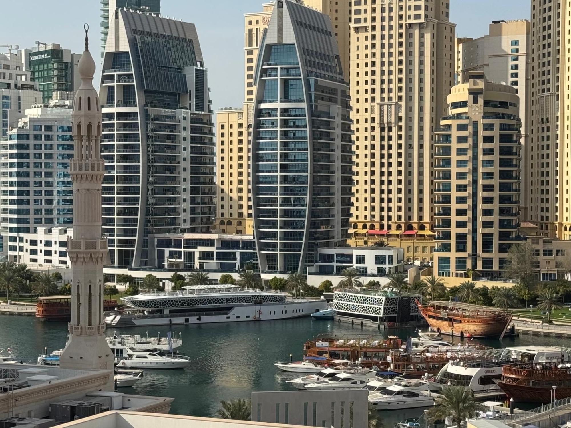 Marina Beachview Apartment
