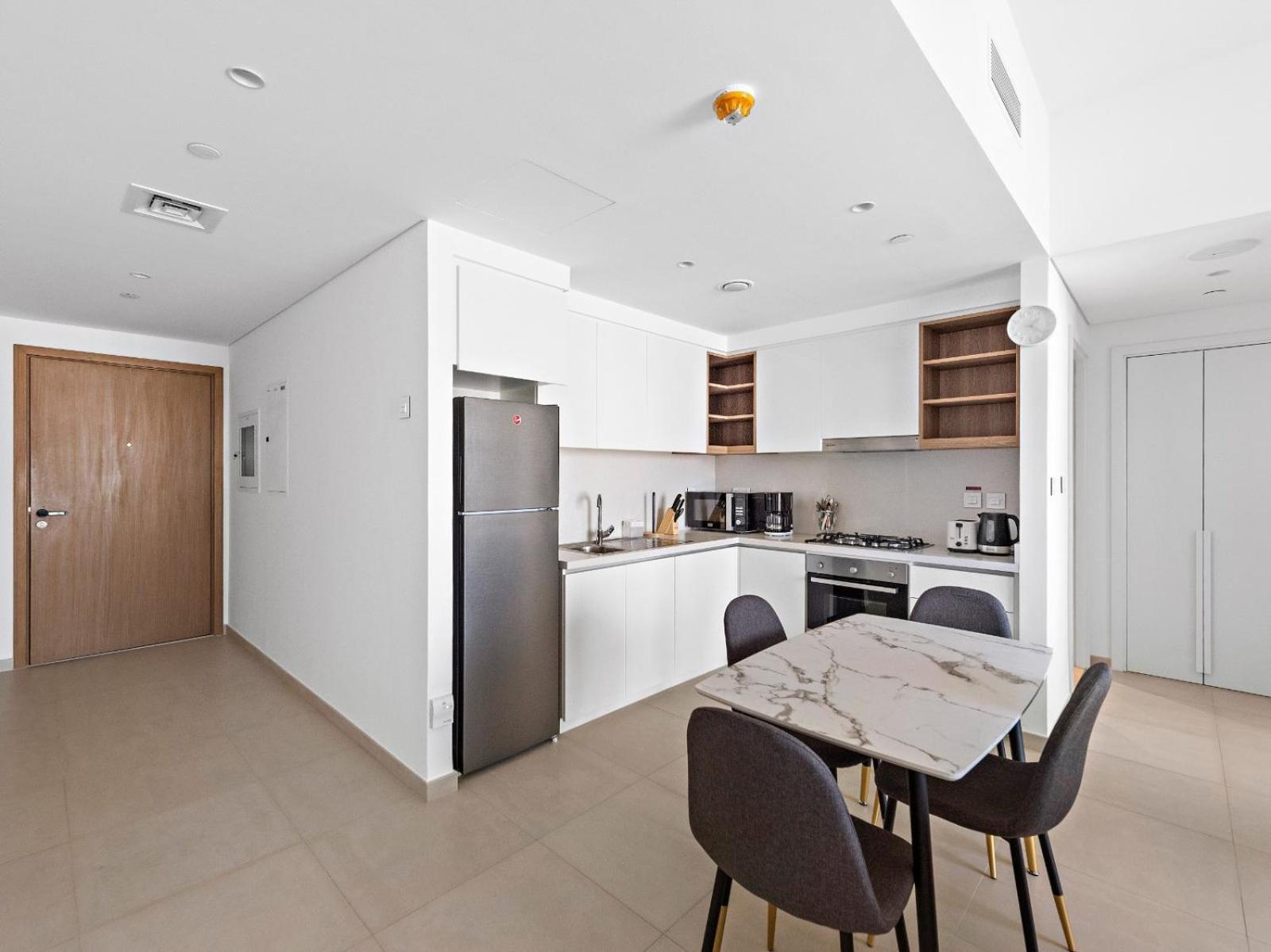 Modern And Classic 1bdr In Downtown Views-14 * Dubai