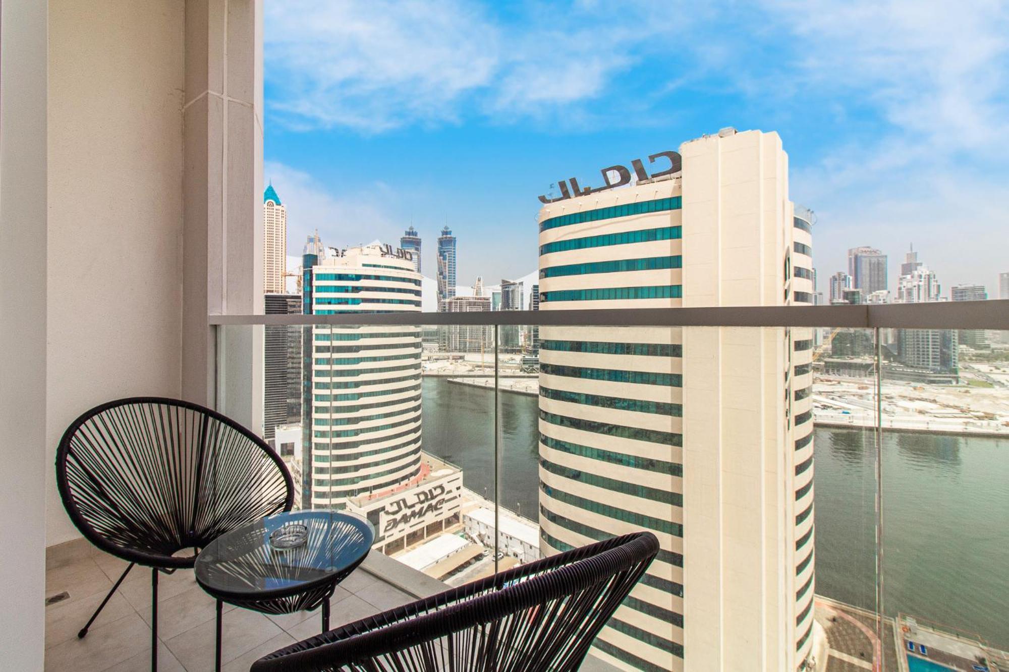Cozy Haven In Ag Tower - Business Bay Apartment