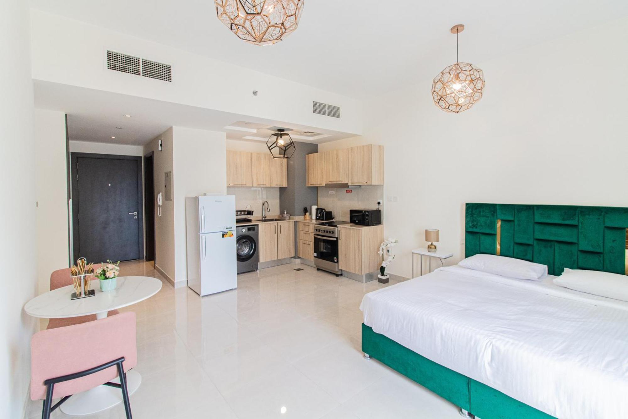 Cozy Haven In Ag Tower - Business Bay * Dubai