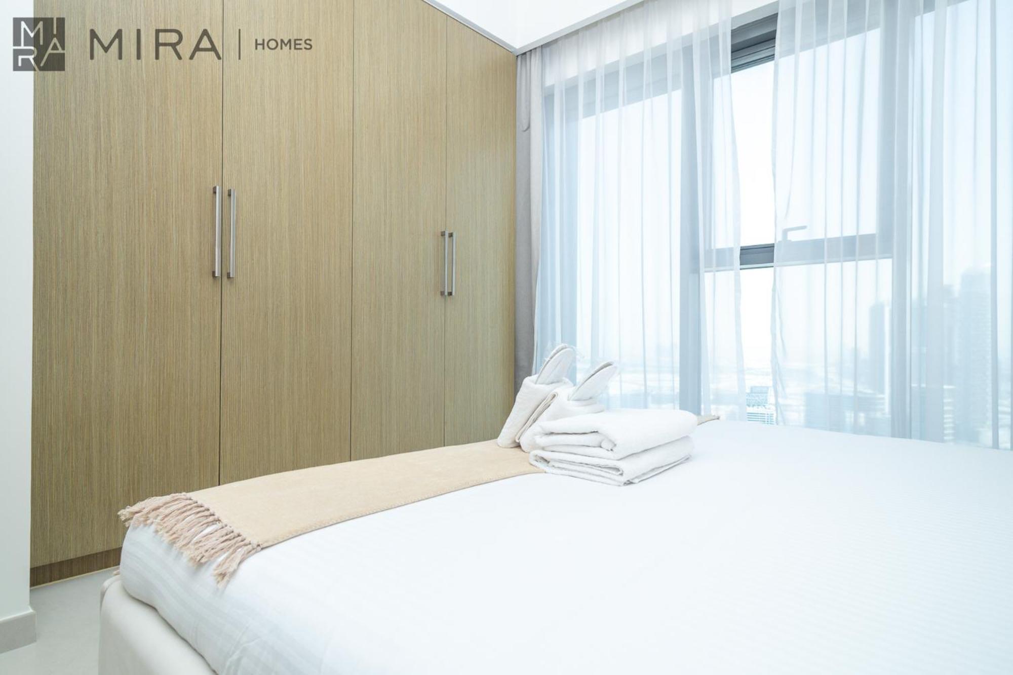 Apartment Mira Homes - Luxury 2 Bedroom In Burj Royale Close To Burj Khalifa Dubai