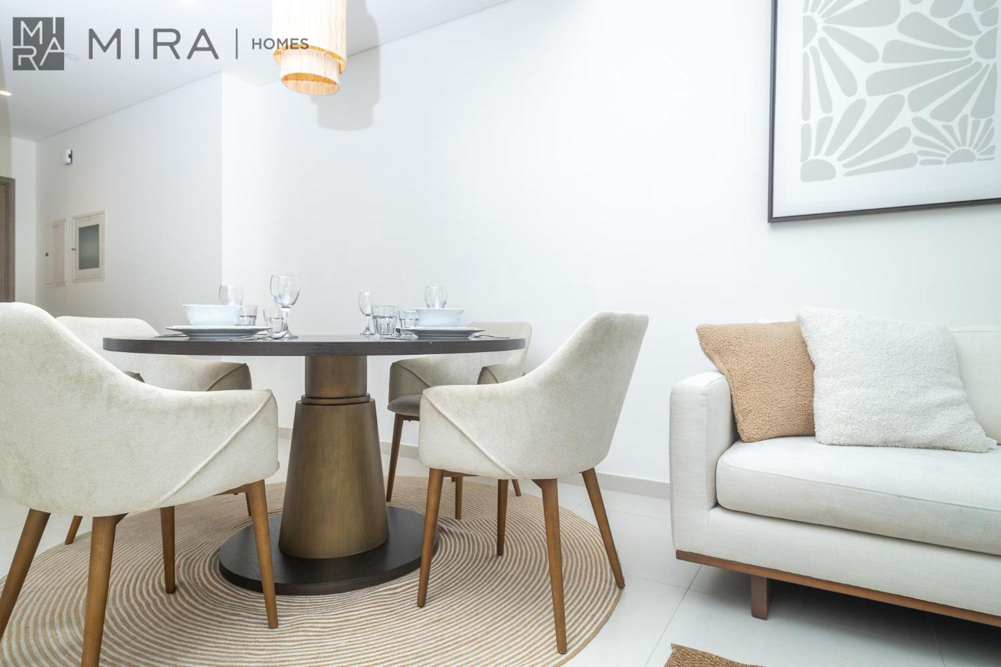 Mira Homes - Luxury 2 Bedroom In Burj Royale Close To Burj Khalifa *