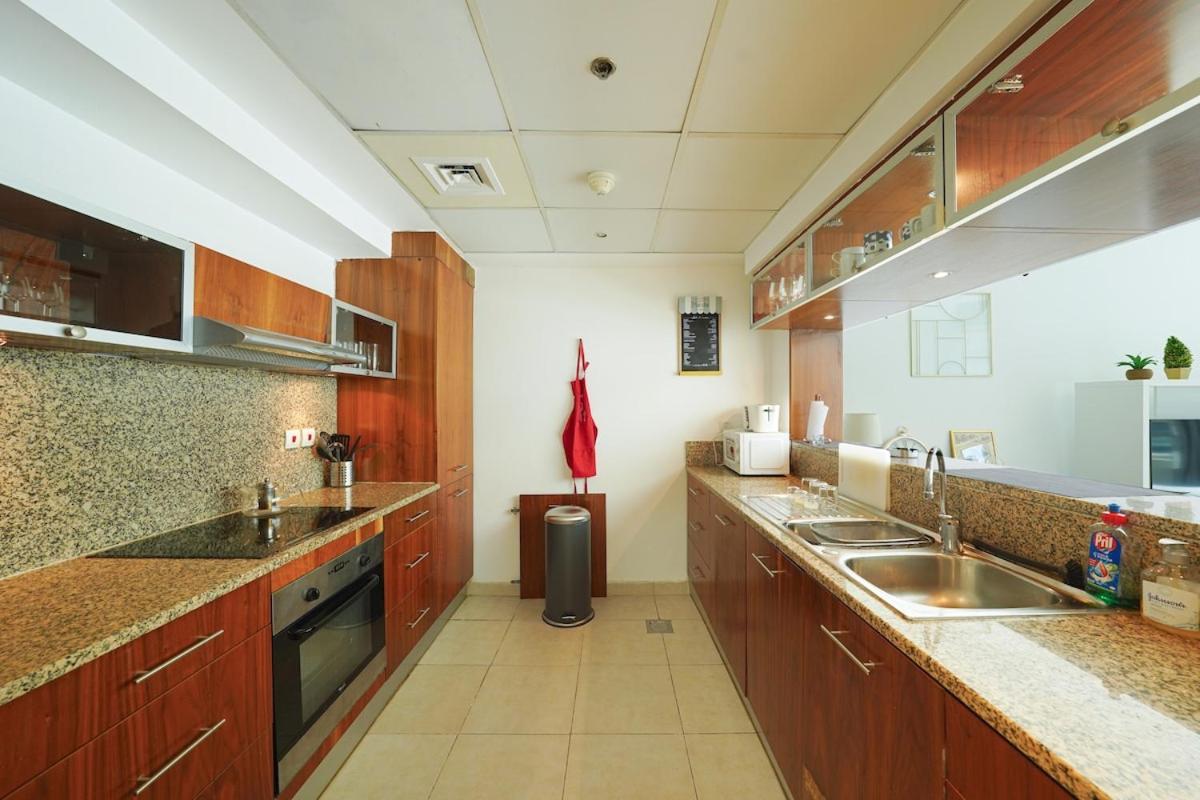 Apartment Luxury With Stunning Marina View Dubai