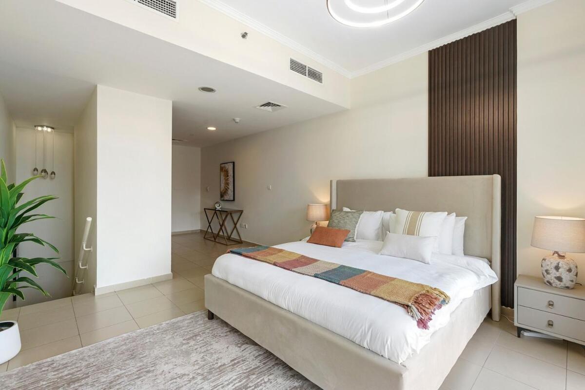 Duplex 1br With Views Apartment *