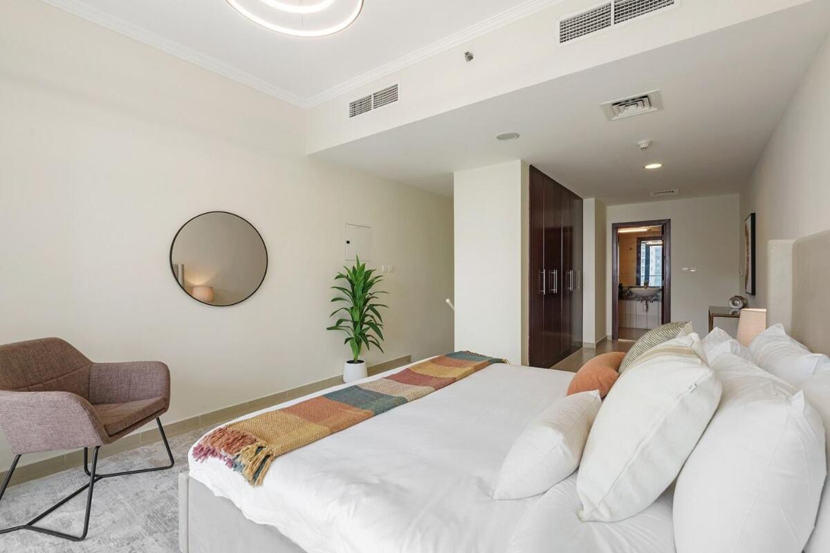 Duplex 1br With Views * Dubai