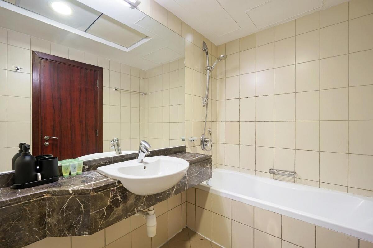 Apartment Duplex 1br With Views *