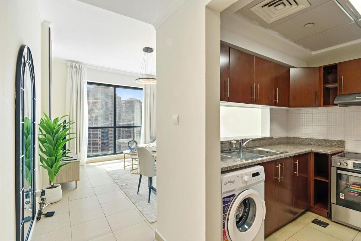 Duplex 1br With Views