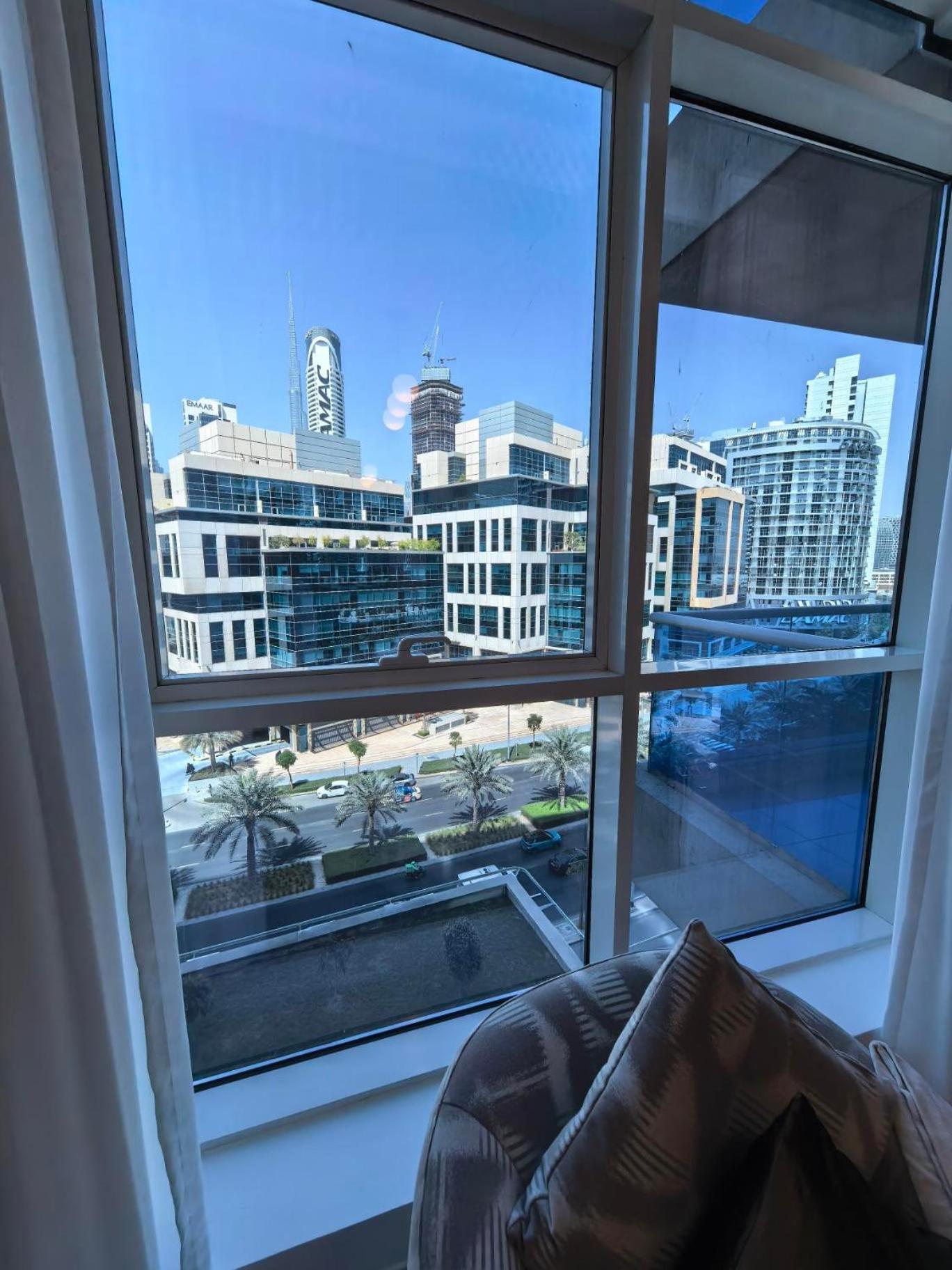 Majestic Tower Apartment