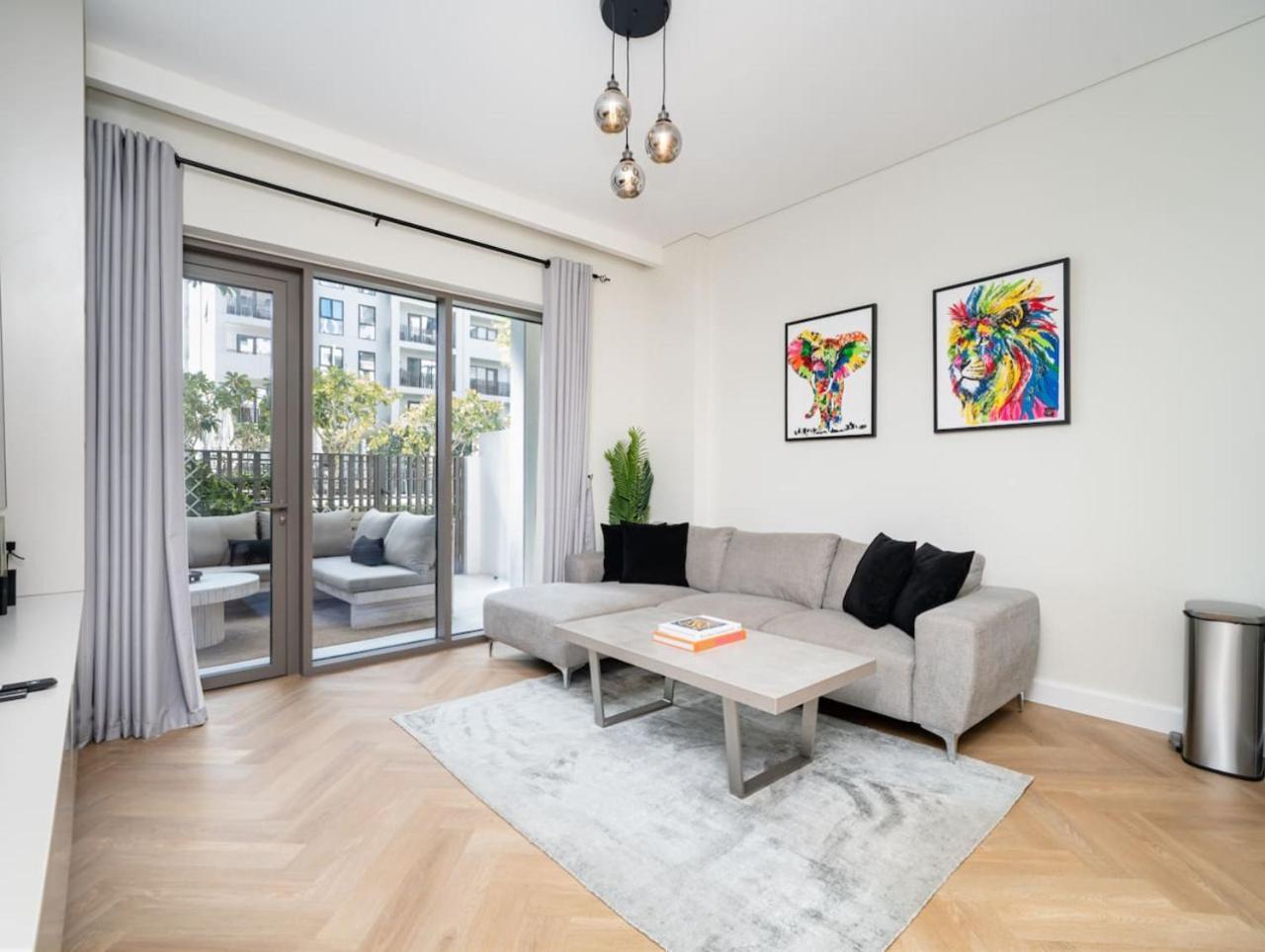 Chic Creek 1-bed With Large Terrace * Dubai
