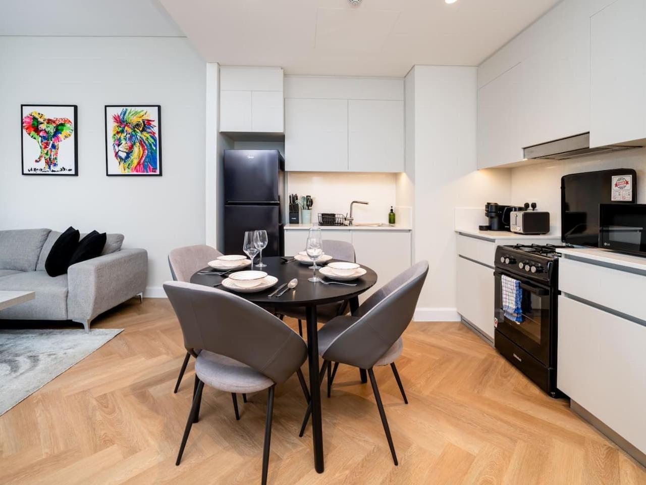 Apartment Chic Creek 1-bed With Large Terrace *