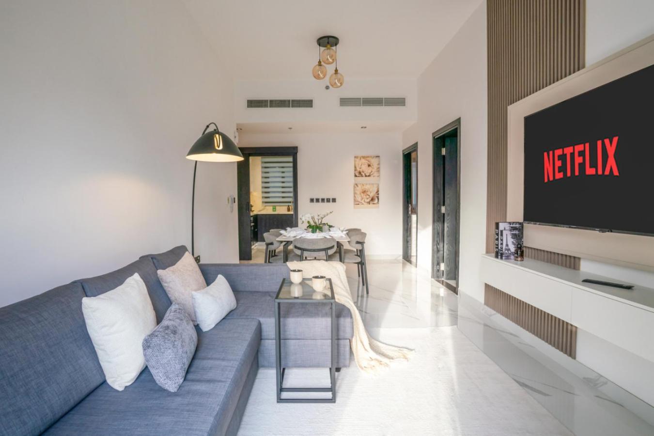 Serene Family Haven With Gym Pool And Sauna *