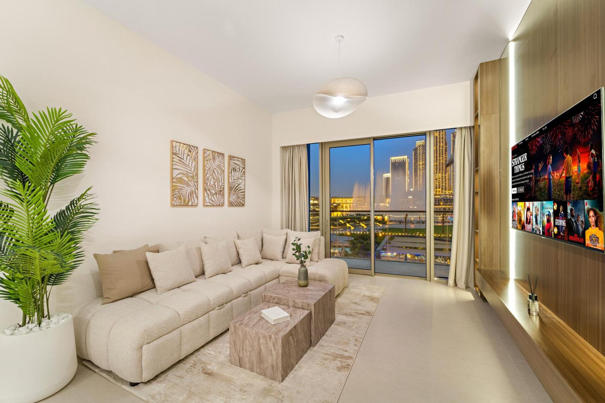 Panoramic 2br With Pool & Burj View Next To Mall *