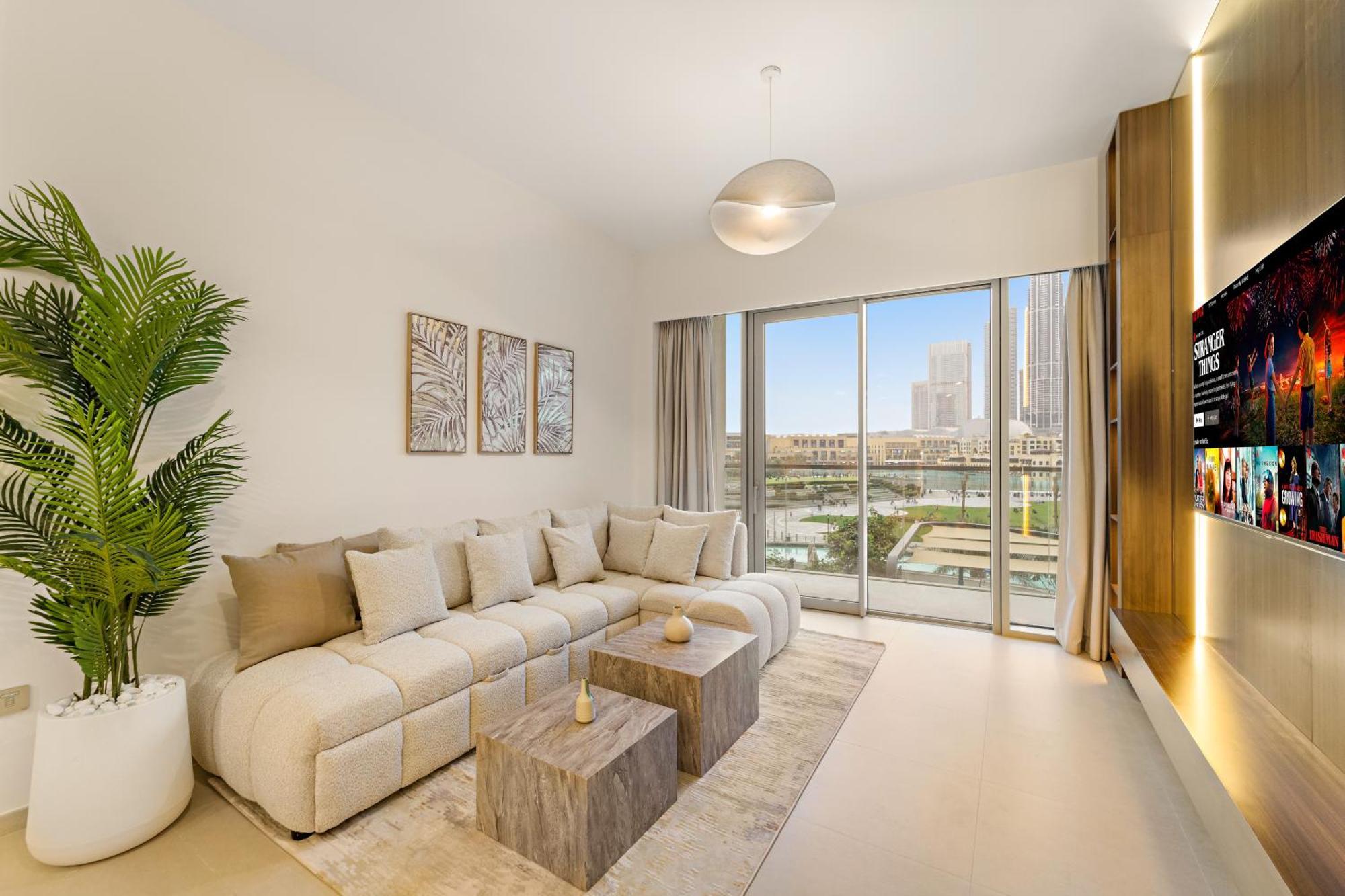 Panoramic 2br With Pool & Burj View Next To Mall Apartment