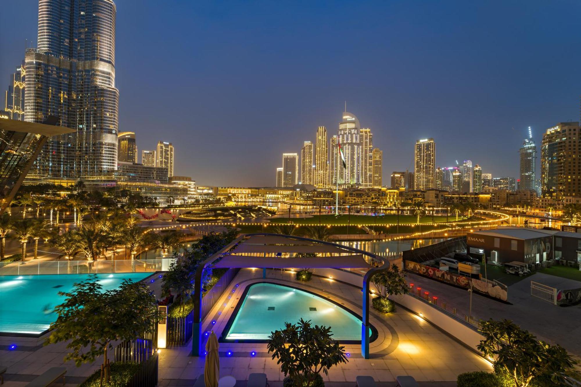 Panoramic 2br With Pool & Burj View Next To Mall Apartment