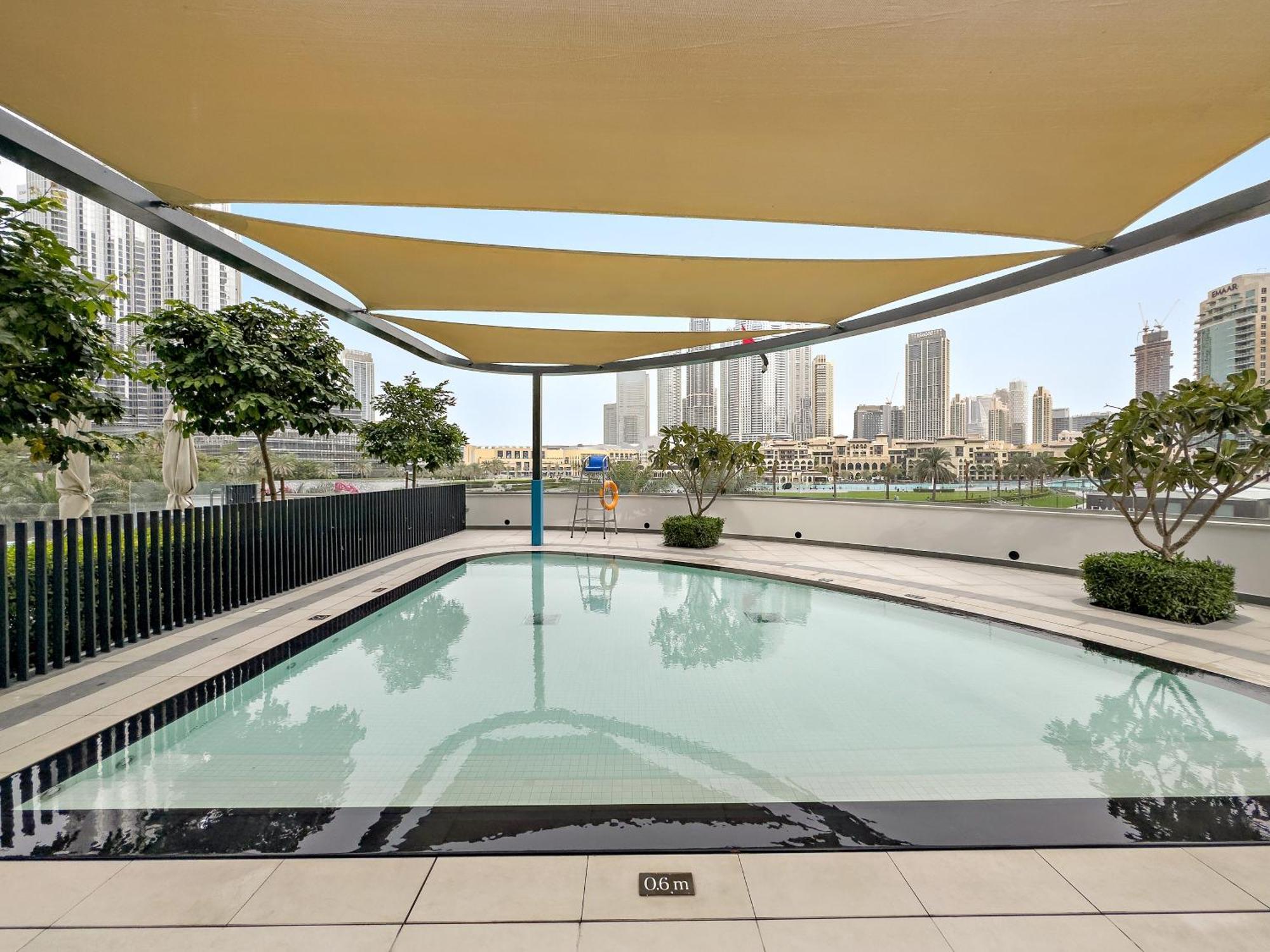 Panoramic 2br With Pool & Burj View Next To Mall *