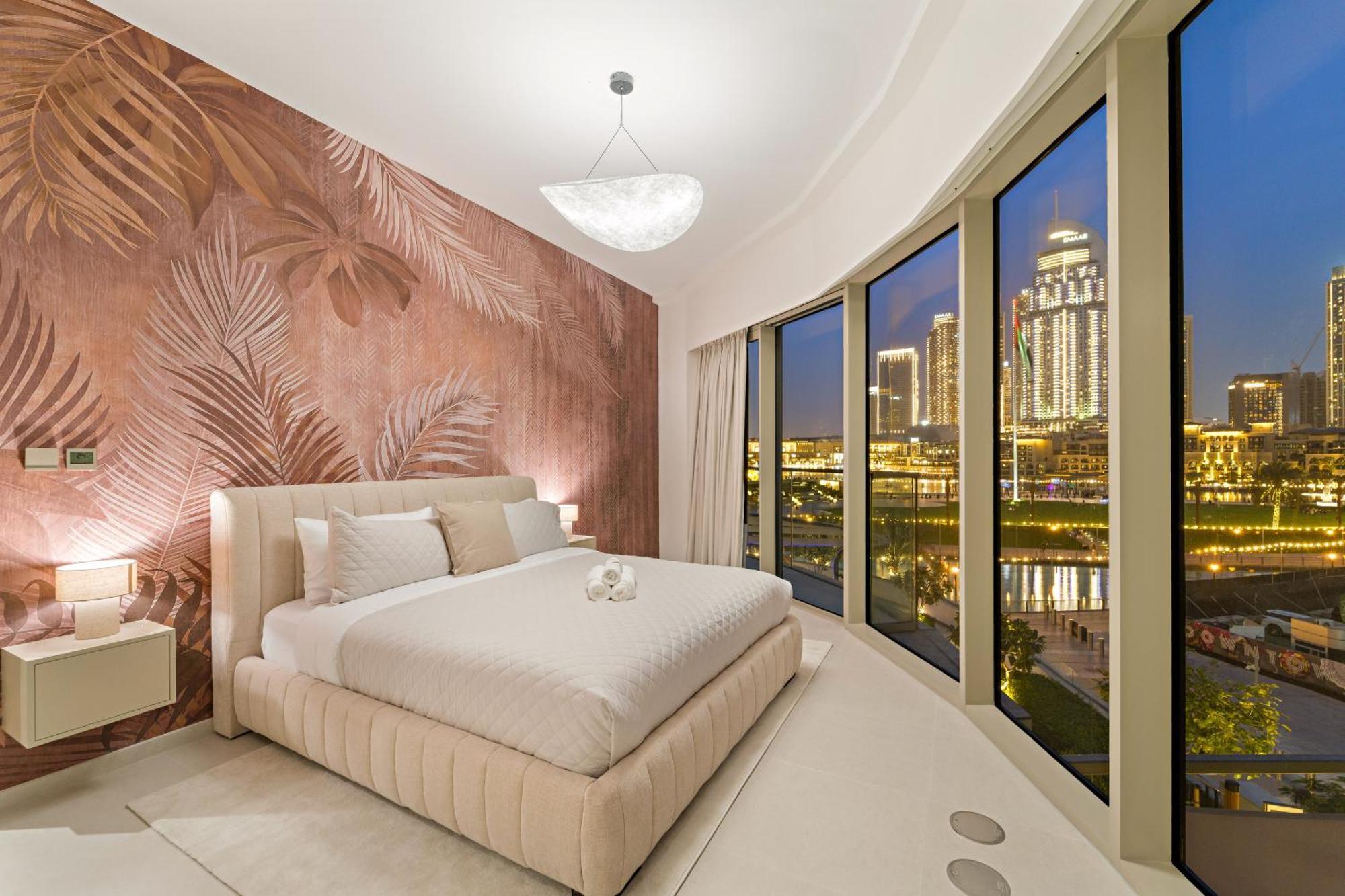 Panoramic 2br With Pool & Burj View Next To Mall