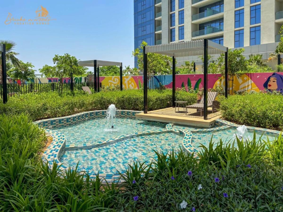 Classic Canal View 2 Bhk 6pax * Dubai