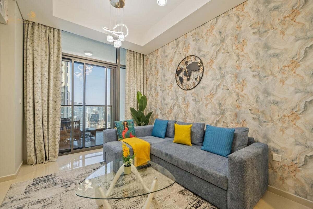 Classic Canal View 2 Bhk 6pax *