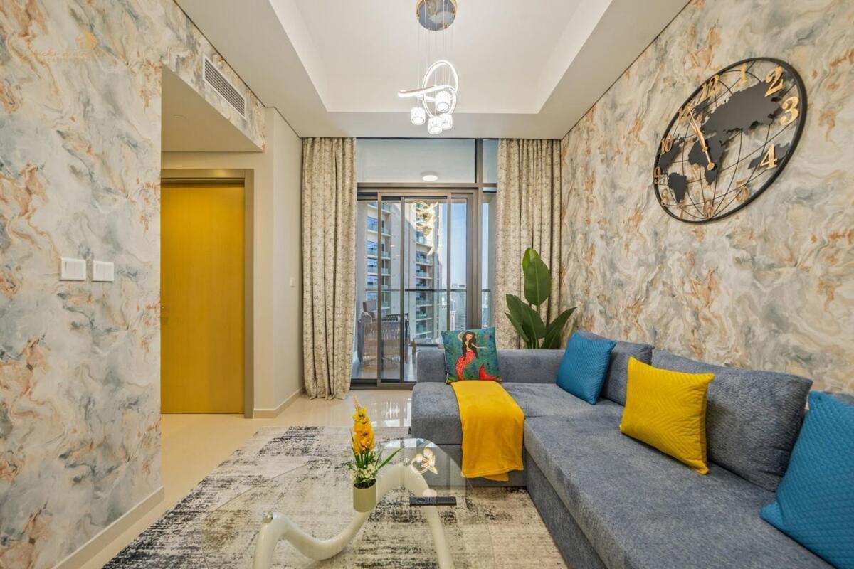 Classic Canal View 2 Bhk 6pax
