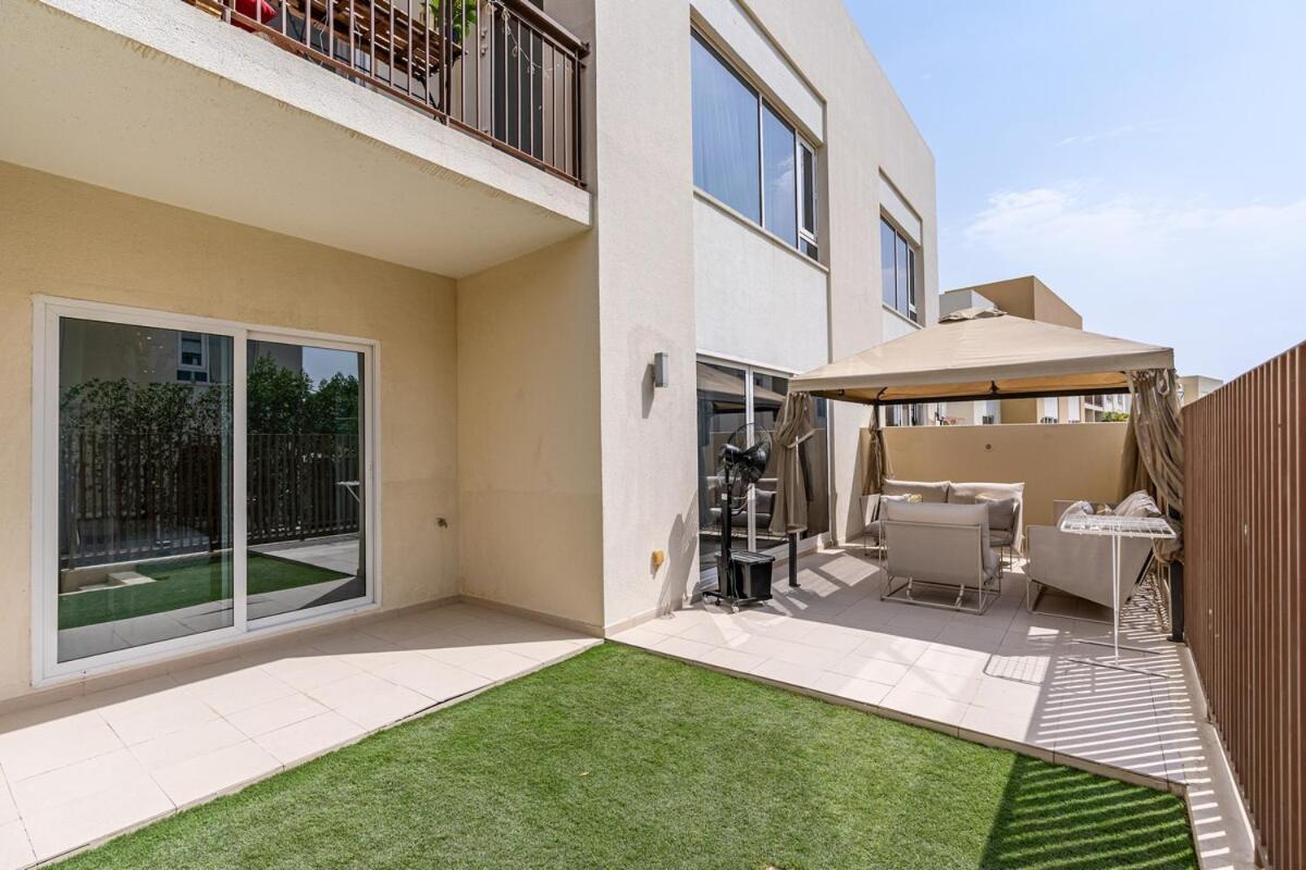 Bright And Airy 2br, Family-friendly With Pool And Gym Villa