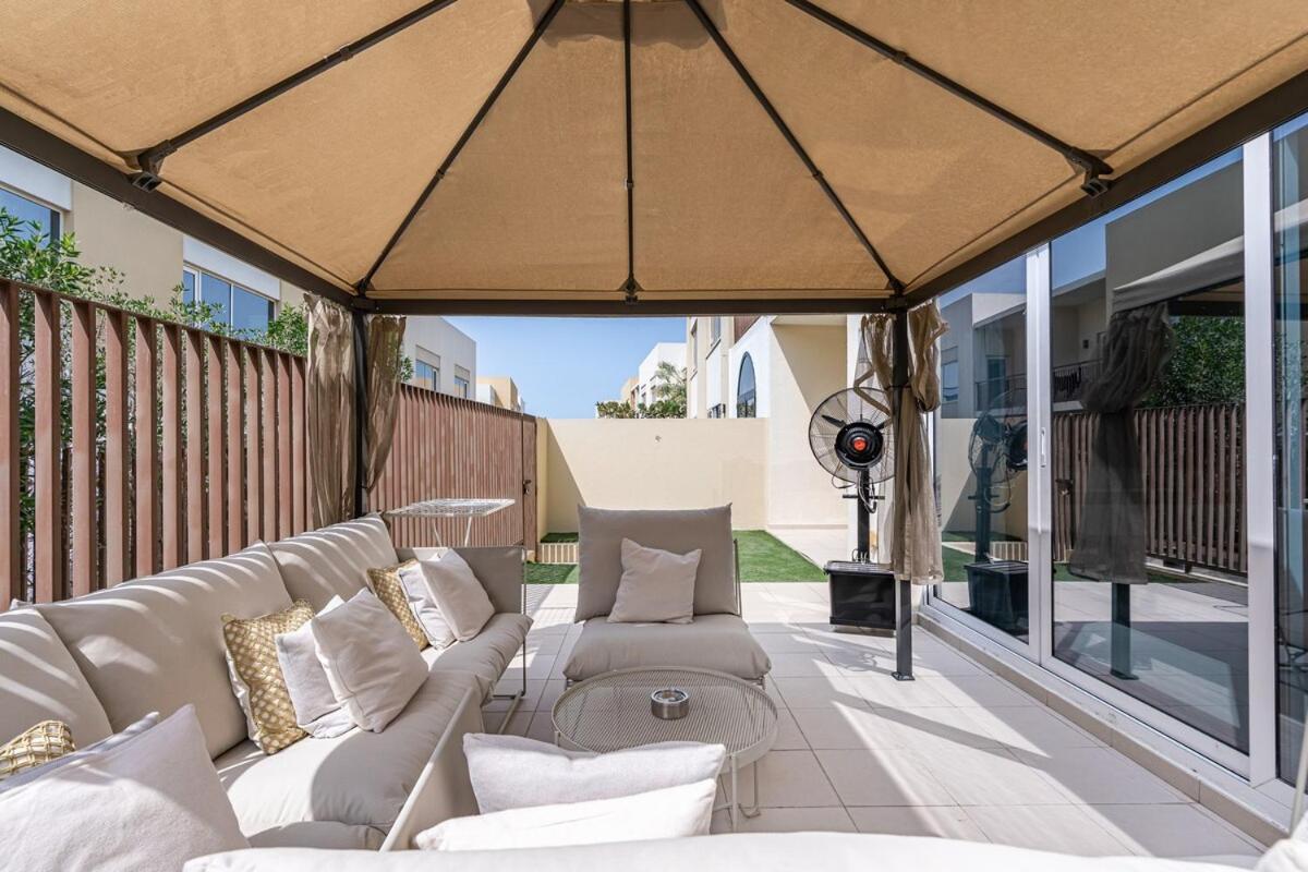 Villa Bright And Airy 2br, Family-friendly With Pool And Gym *