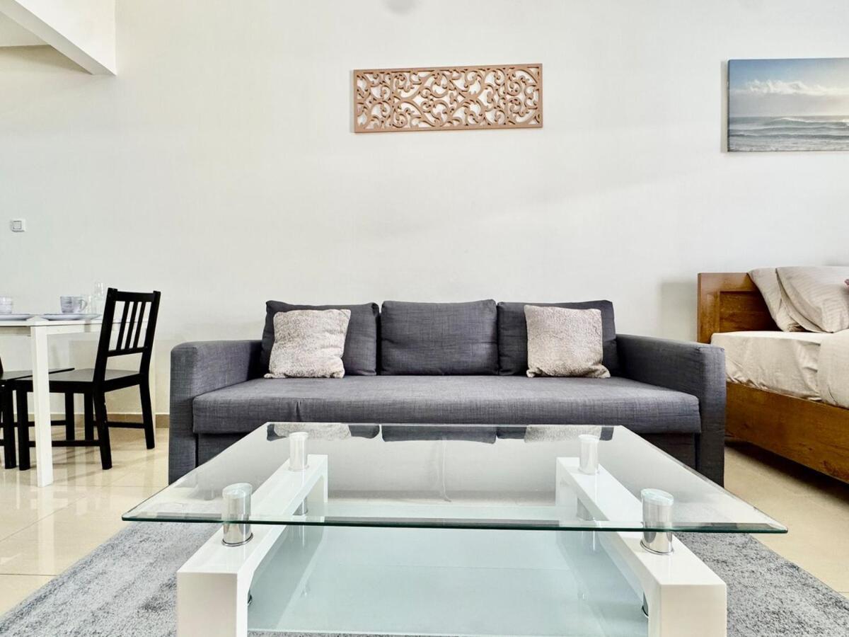 Apartment Homes2retreat - Very Spacious In The Heart Of Jvc Dubai