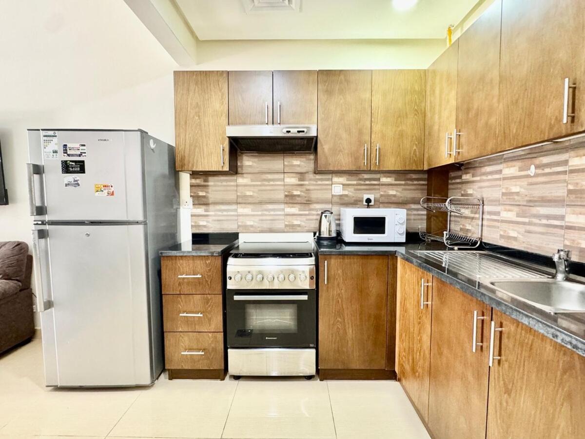 Homes2retreat - Very Spacious In The Heart Of Jvc