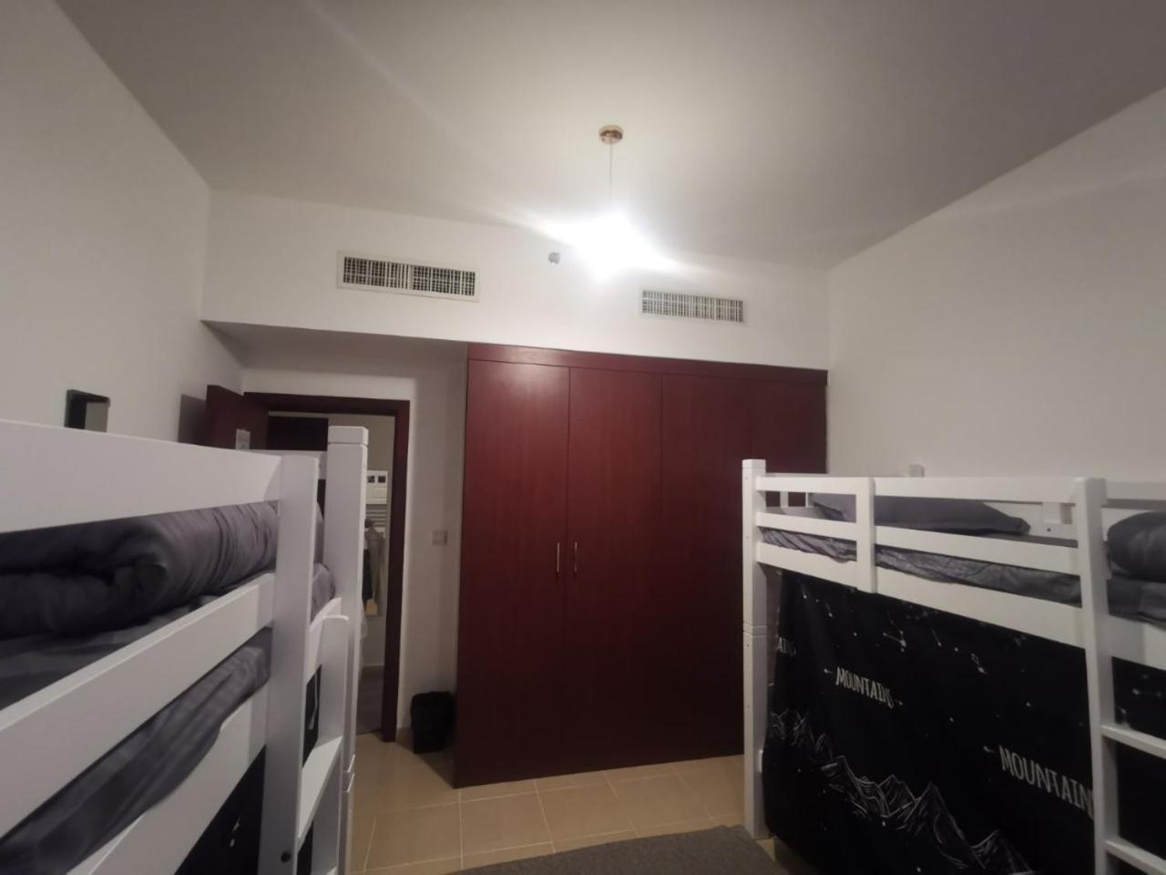 Sanciel Jbr Homestay *