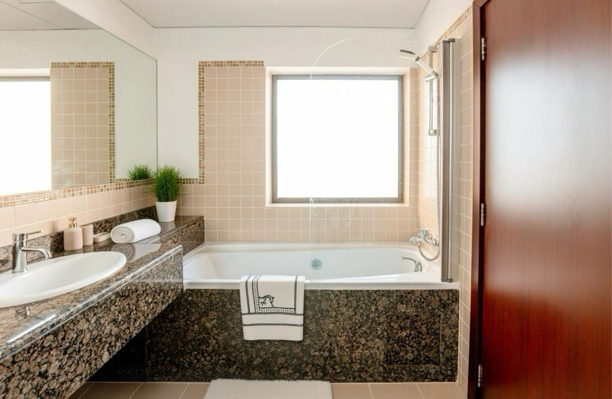 Beautiful 2 Bedroom With Full Sea View! Jbr Apartment Dubai