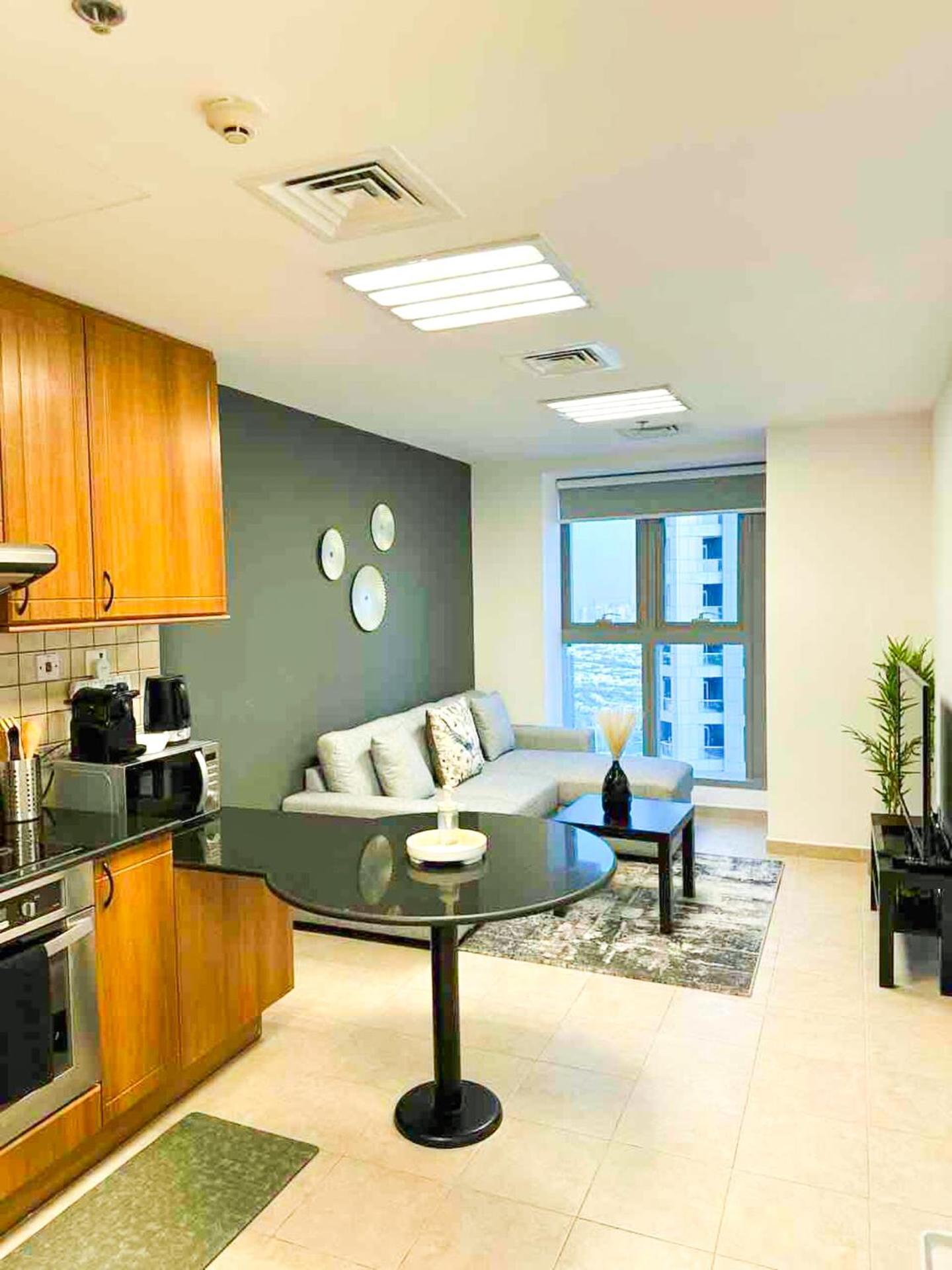 Luxury 2-bedroom In Marina With Sea View Apartment Dubai