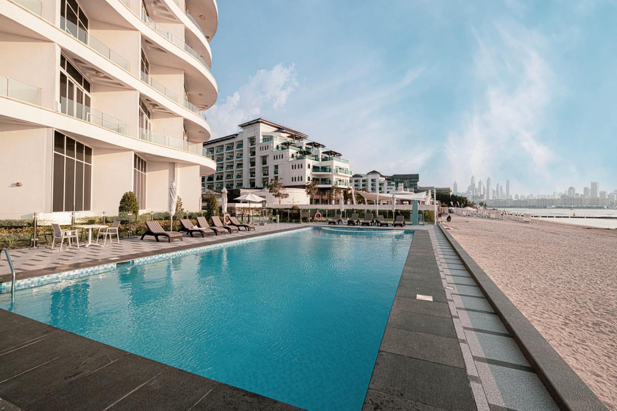 Apartment Beachfront Bliss, 1br With Royal Atlantis & Palm Views