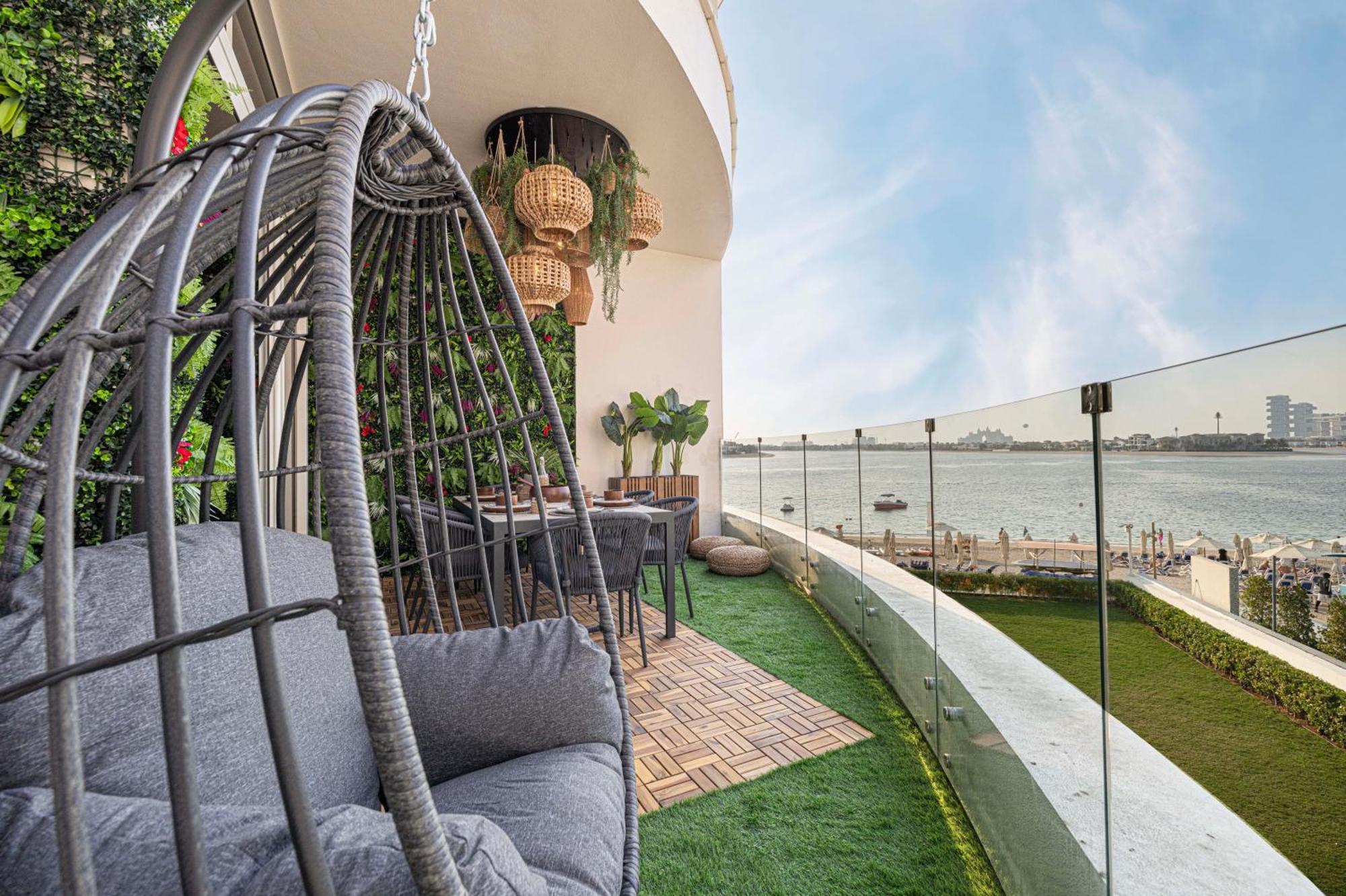 Apartment Beachfront Bliss, 1br With Royal Atlantis & Palm Views *