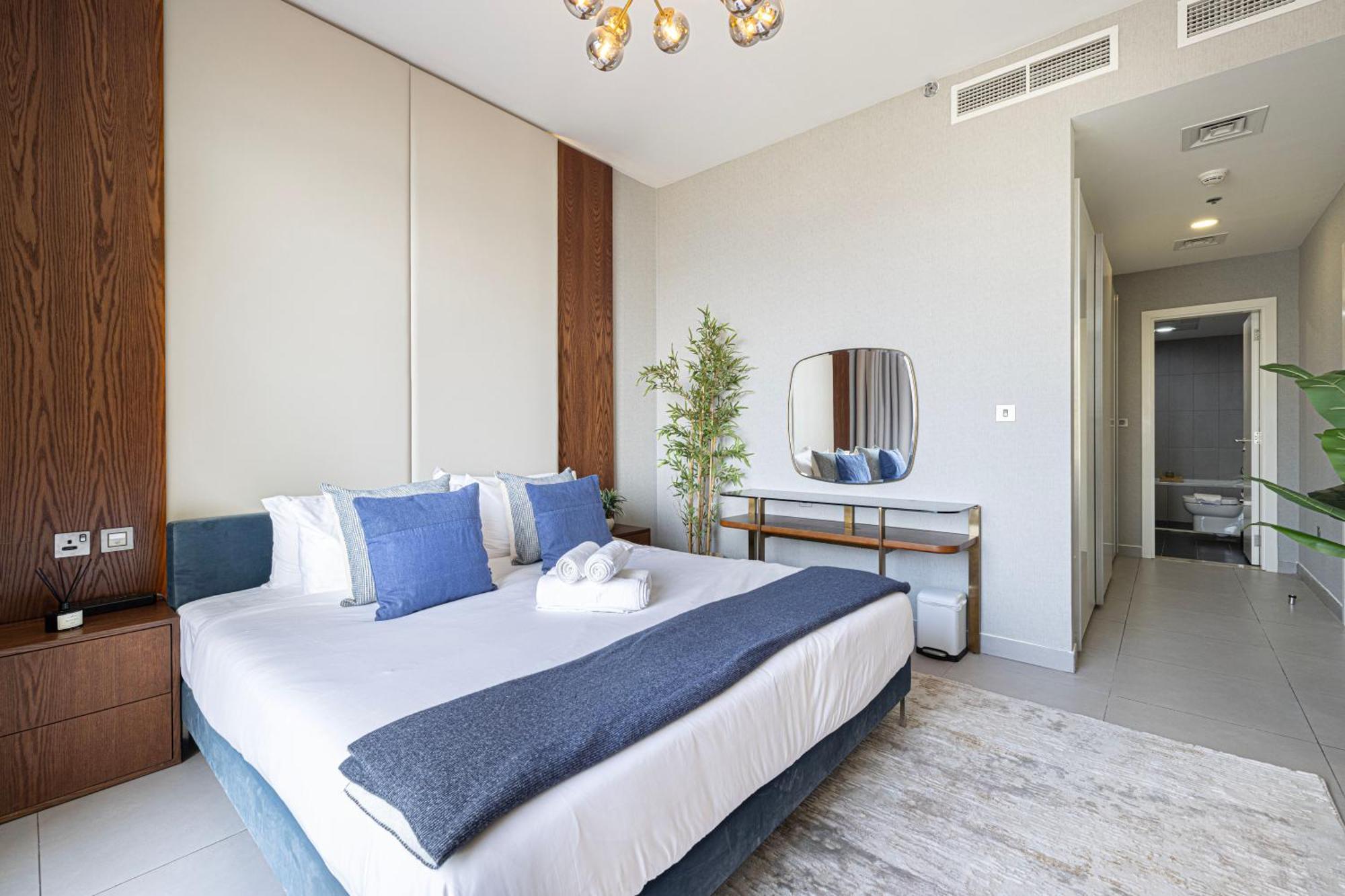 Apartment Beachfront Bliss, 1br With Royal Atlantis & Palm Views
