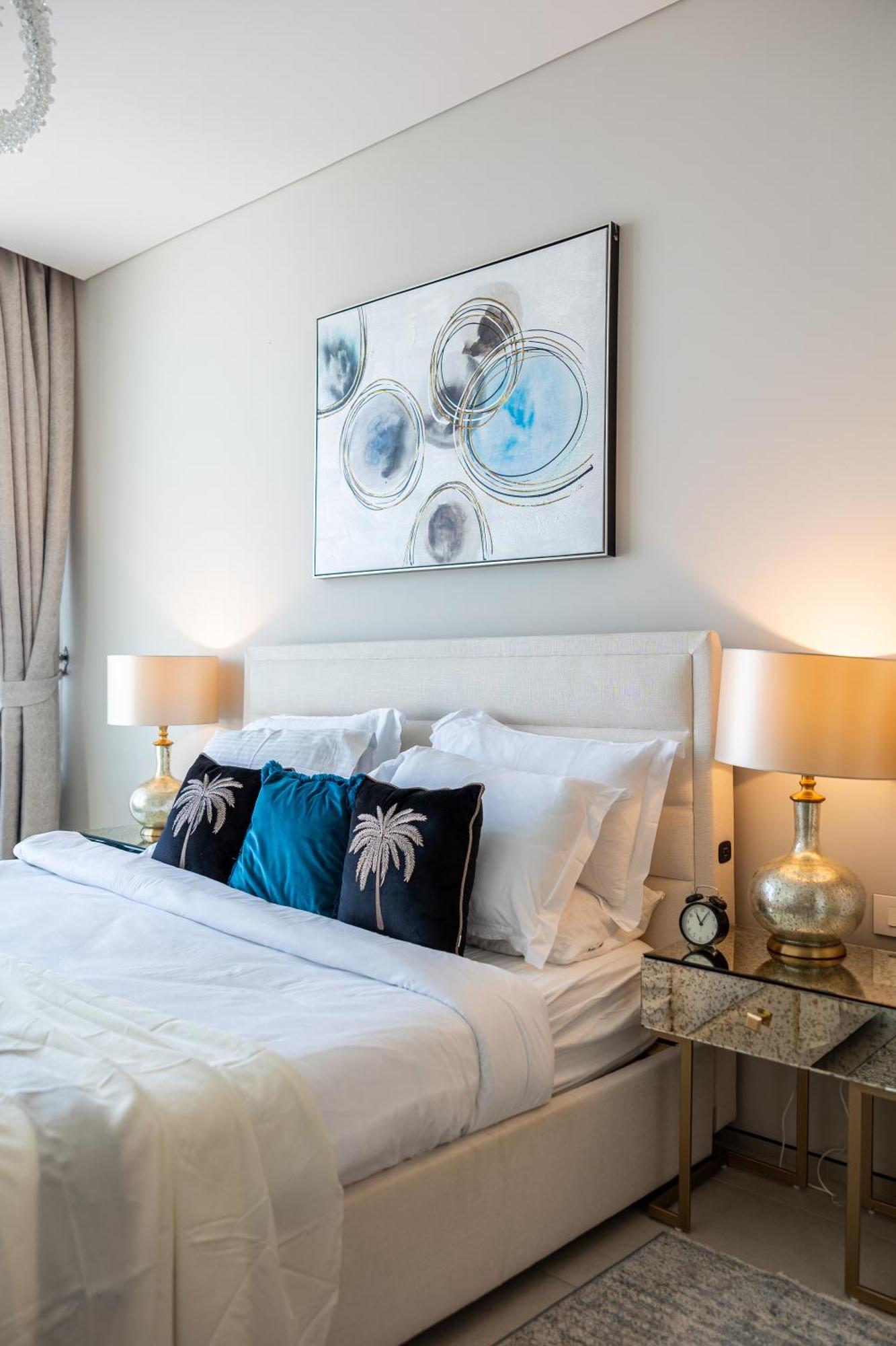 Apartment Elegant 2br Address *