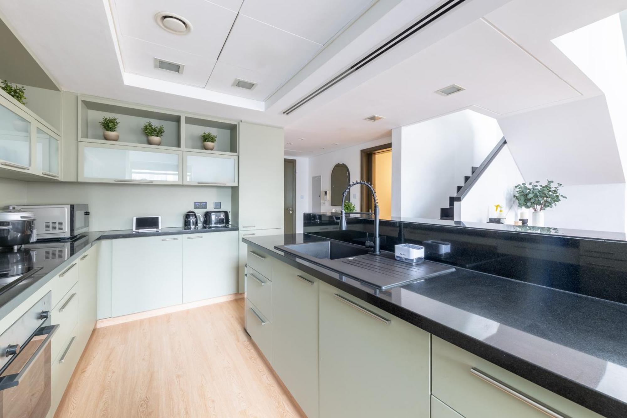 Apartment 3br Loft I Burj Khalifa & Mall Dubai