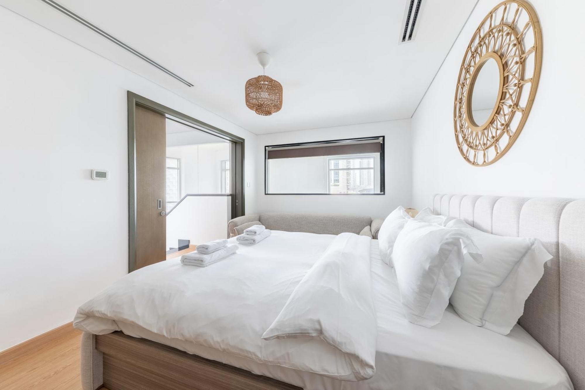 Apartment 3br Loft I Burj Khalifa & Mall *