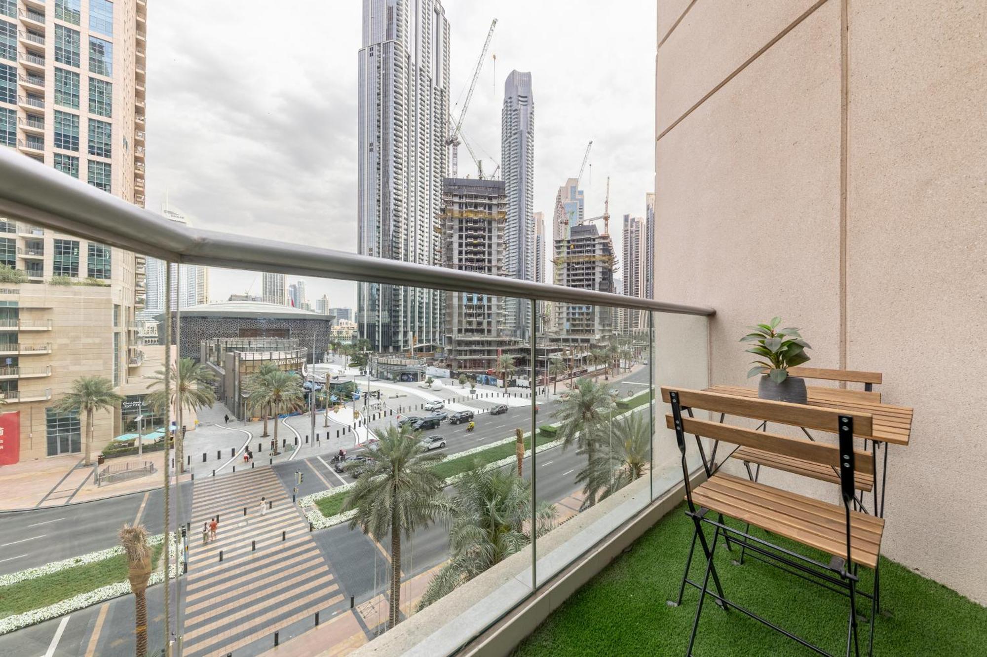 3br Loft I Burj Khalifa & Mall Dubai