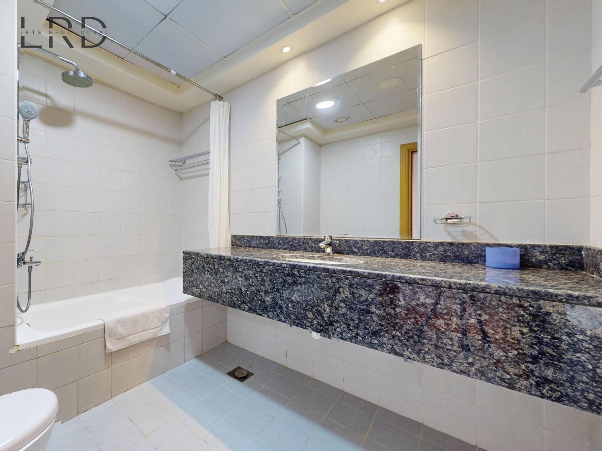 Charming 1br With Canal View In Business Bay Dubai