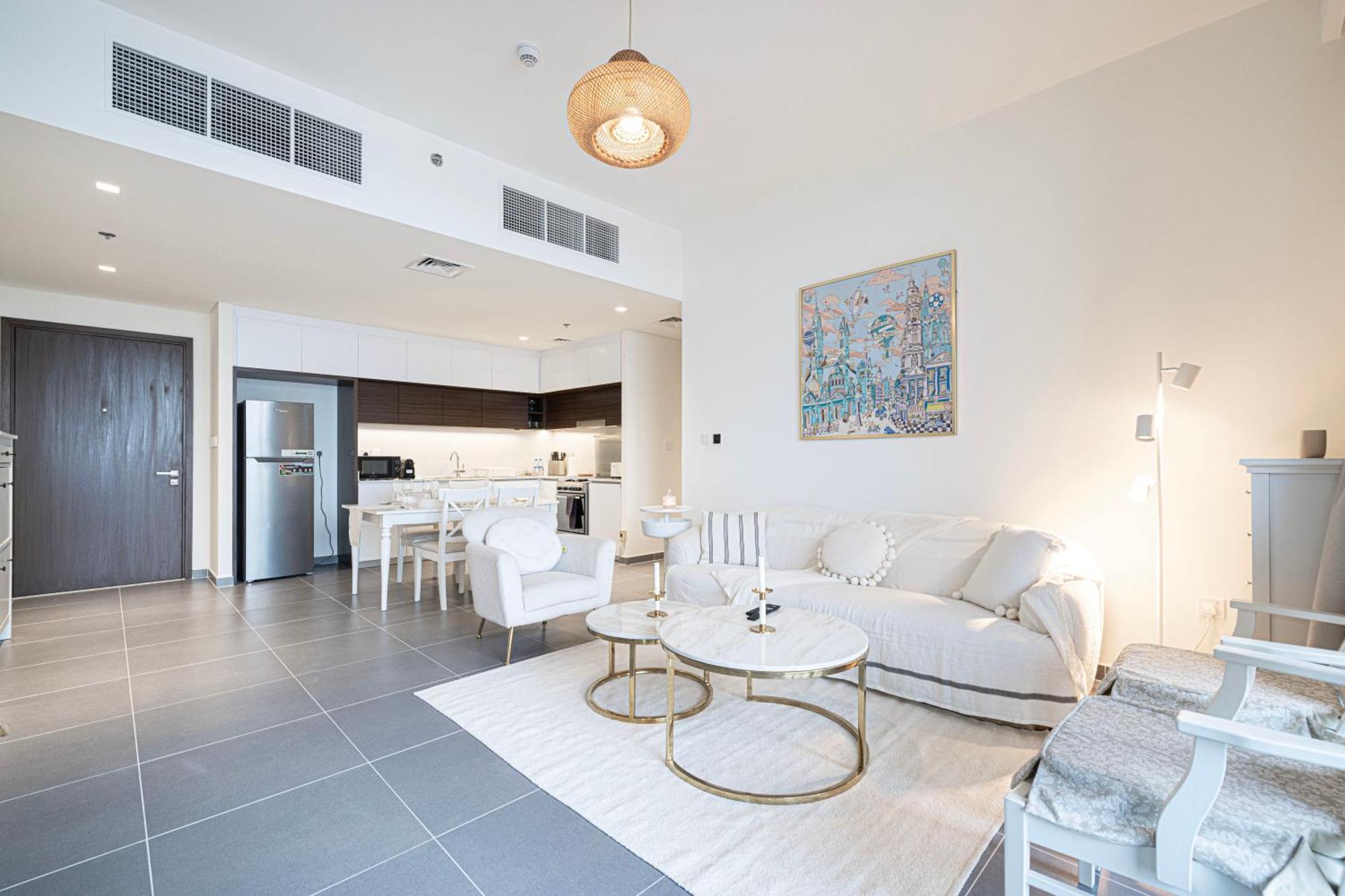 Emaar, Creek Edge Luxury Residences 2br Apartment