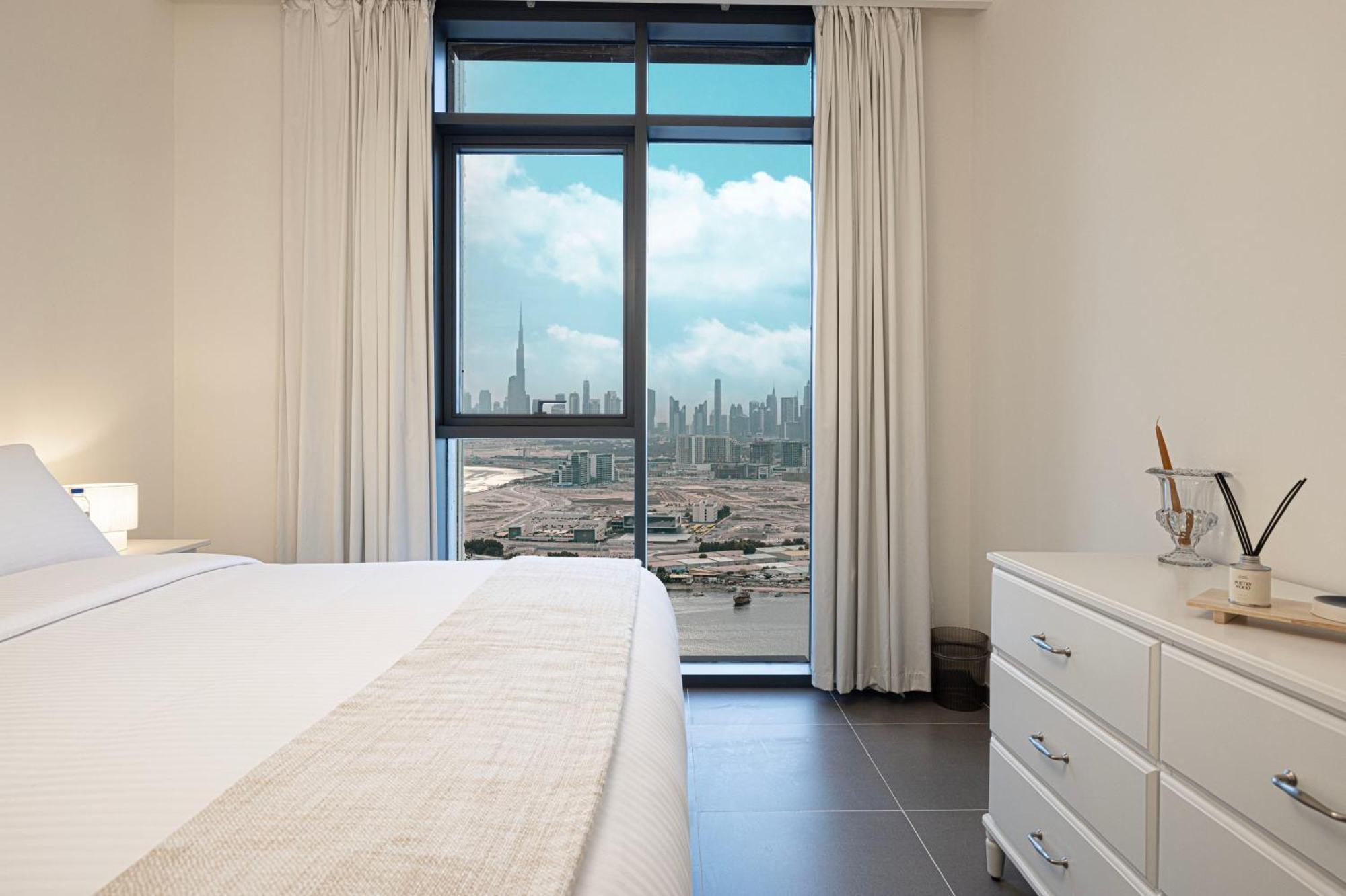 Emaar, Creek Edge Luxury Residences 2br * Dubai