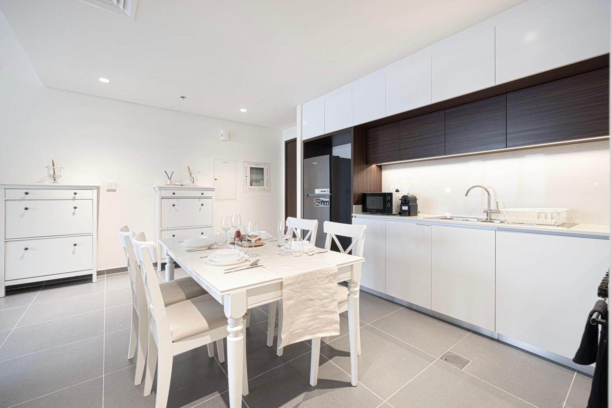 Emaar, Creek Edge Luxury Residences 2br